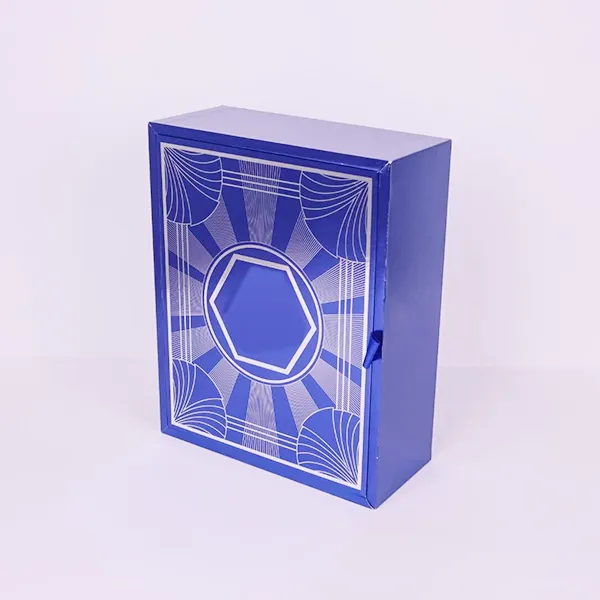 علب الهدايا المغناطيسية